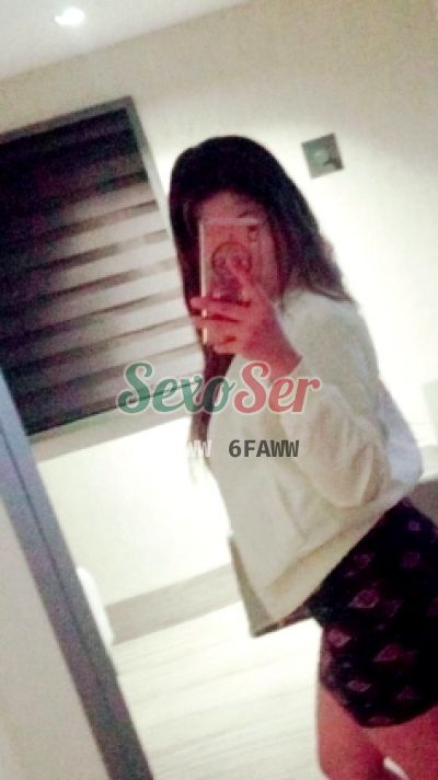 Estefanía, puta en León
