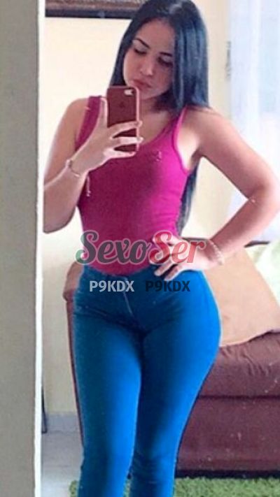 Carolina, puta en Guadalajara