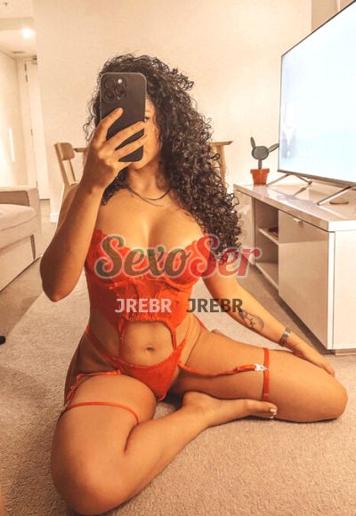 Johana, mujer que hace videollamadas y sexting