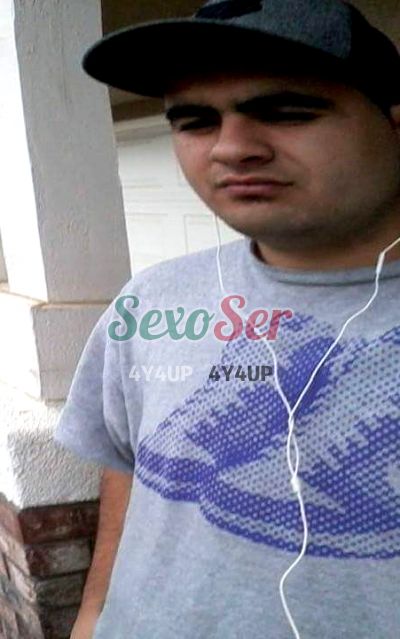Álex, hombre en Tijuana