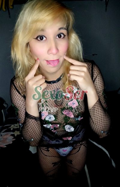 Valentay, travesti que da masajes eróticos en Coyoacán