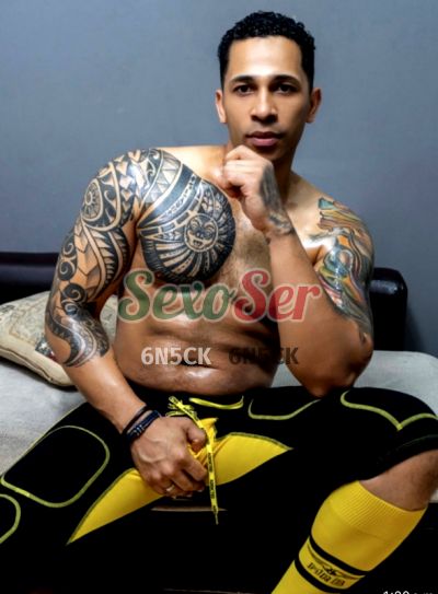 Adonis, hombre en Querétaro