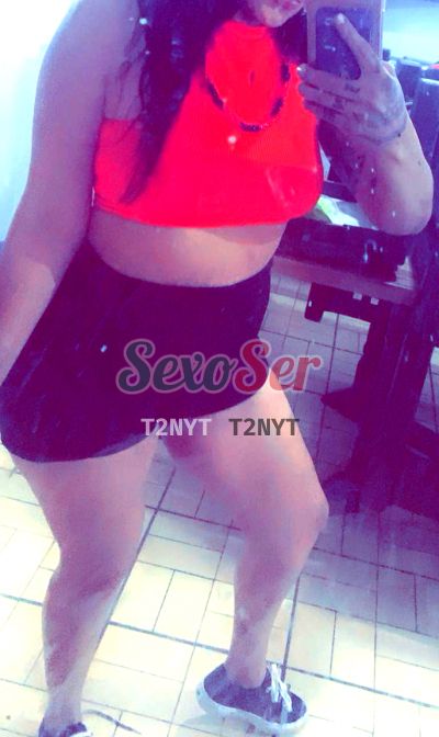 Dakota, mujer que hace videollamadas y sexting