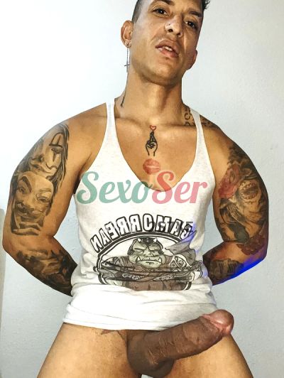 Play Boy, hombre en Tijuana