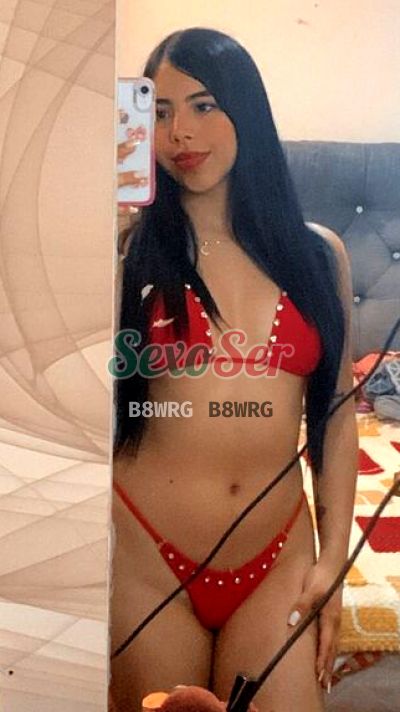 Natalia, mujer que hace videollamadas y sexting