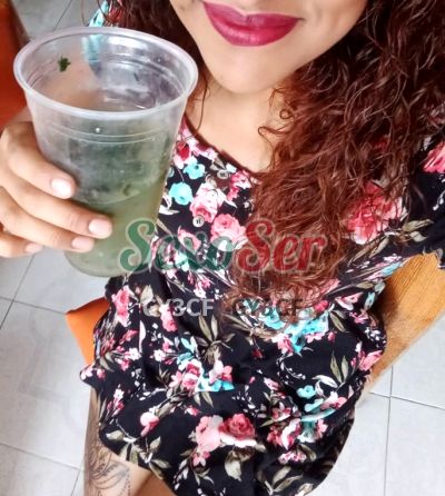 Nikol, travesti que hace videollamadas y sexting