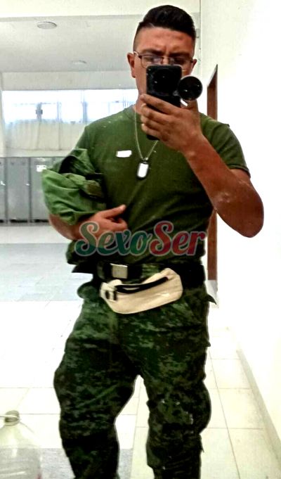 Omar, hombre que hace videollamadas y sexting