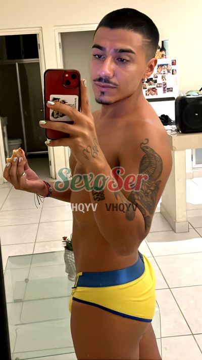 Nicolás, hombre que hace videollamadas y sexting