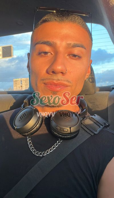 Nicolás, hombre que hace videollamadas y sexting