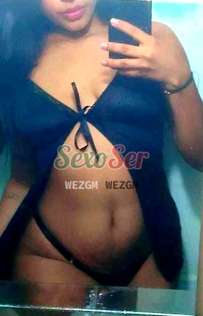 Mara, mujer que hace videollamadas y sexting
