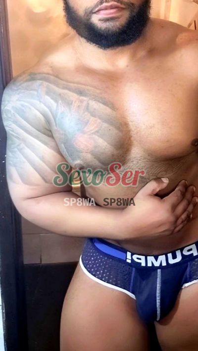 Don, hombre que hace videollamadas y sexting