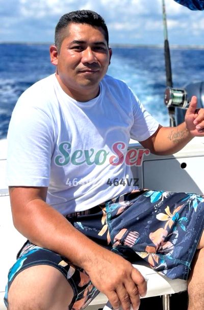 Victor Hernández 9842130340, hombre que da masajes eróticos en Playa del Carmen
