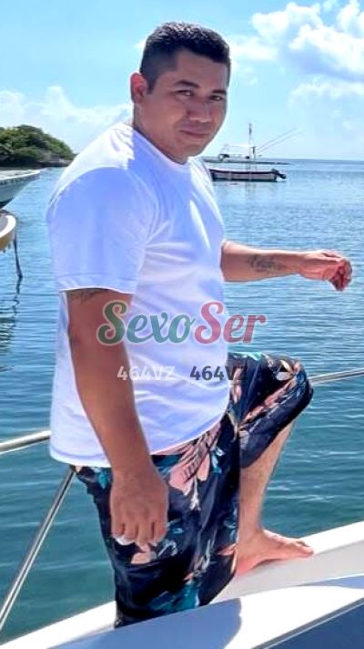 Victor Hernández 9842130340, hombre que da masajes eróticos en Playa del Carmen